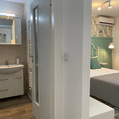 Apartment Romantic